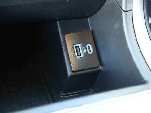 Used 2022 Ford Edge SEL w/ Convenience Package image 26