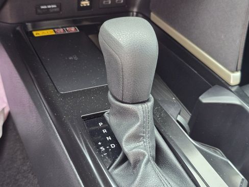 Used 2026 Toyota Camry LE FWD image 22