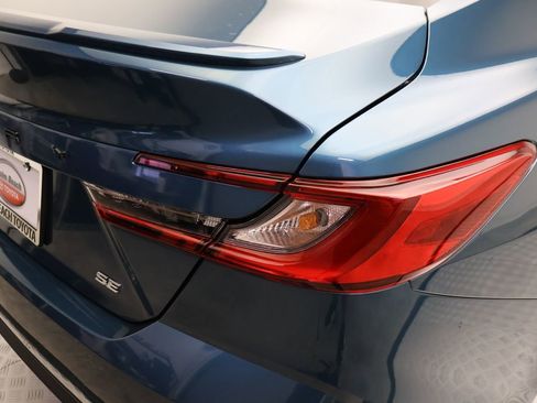 Certified 2025 Toyota Camry SE image 9