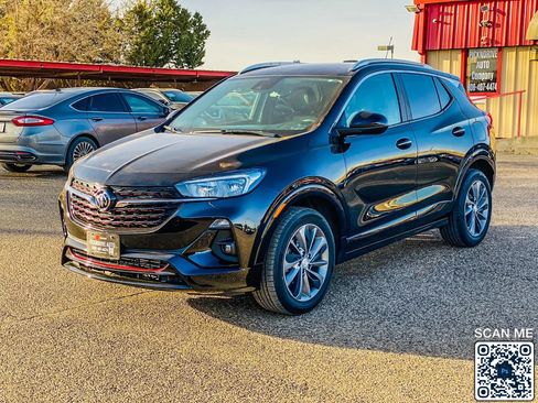 Used 2021 Buick Encore GX Select w/ Sport Touring Package image 4