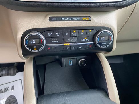 Used 2020 Ford Escape Titanium w/ Titanium Premium Package 2.0 image 65