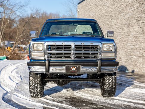 Used 1992 Dodge D/W Truck 250 image 7