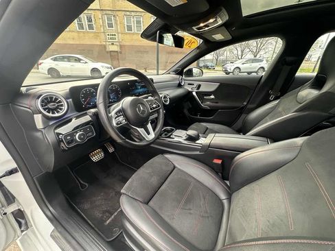 Used 2023 Mercedes-Benz CLA 250 4MATIC image 10