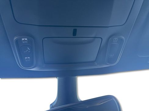 New 2026 Chrysler Pacifica Limited w/ S Appearance Package image 18