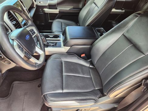 Used 2020 Ford F150 Lariat w/ Equipment Group 502A Luxury AWD/4WD image 11