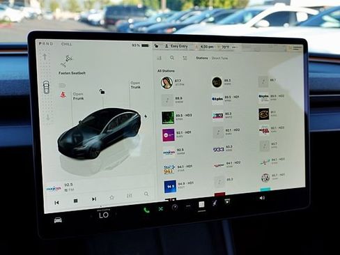 Used 2024 Tesla Model 3 Standard Range image 28