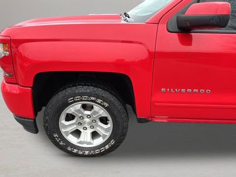 Used 2017 Chevrolet Silverado 1500 LT image 32