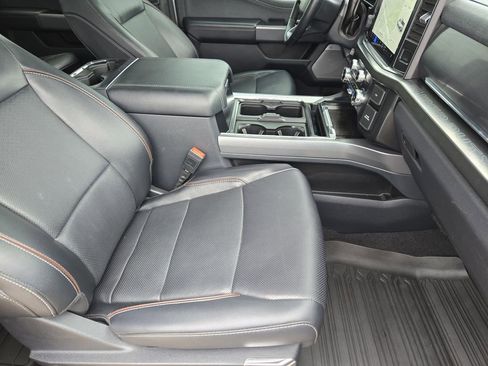 Used 2023 Ford F250 Lariat w/ Lariat Ultimate Package AWD/4WD image 9