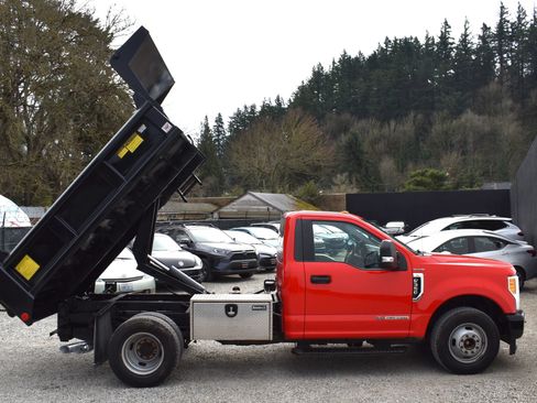 Used 2017 Ford F350 XL w/ Power Equipment Group RWD image 72