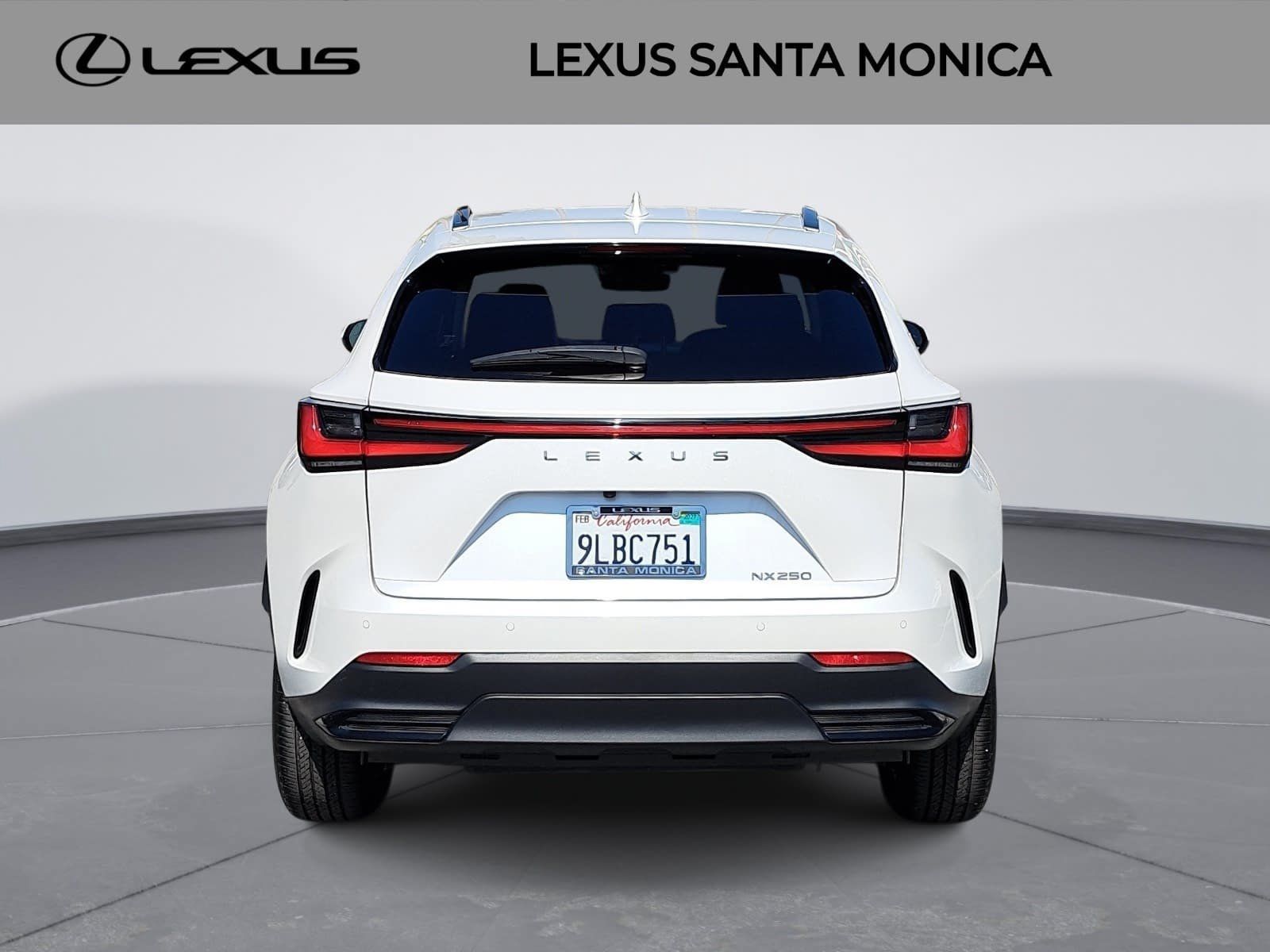 Used 2024 Lexus NX 250 FWD w/ Premium Package image 6