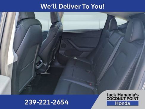 Used 2022 Tesla Model Y Performance AWD/4WD image 15