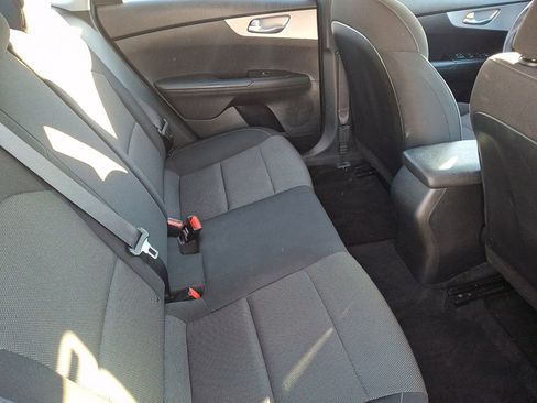 Used 2024 Kia Forte LXS FWD image 17