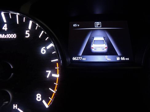 Used 2017 Nissan Altima 2.5 SL w/ Moonroof Package FWD image 19