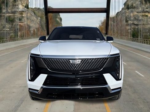 New 2026 Cadillac Escalade IQ Luxury 1 w/ LPO, Floor Liner Package AWD/4WD image 2