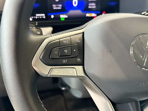 Certified 2025 Volkswagen Taos S AWD/4WD image 12