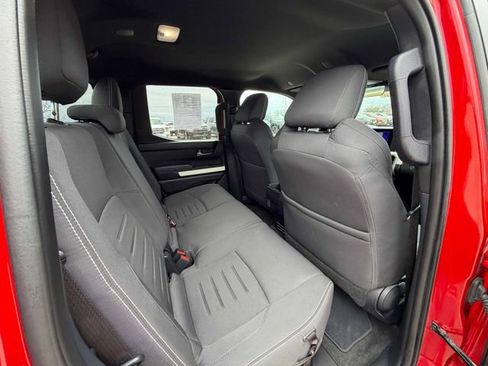 Used 2024 Toyota Tacoma TRD Off-Road AWD/4WD image 23