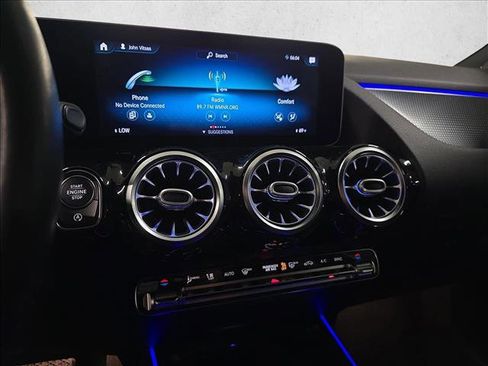 Used 2021 Mercedes-Benz GLA 250 4MATIC image 21