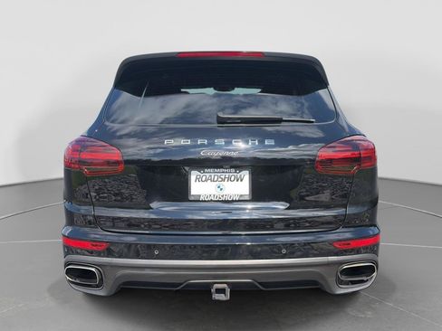 Used 2016 Porsche Cayenne AWD/4WD image 4