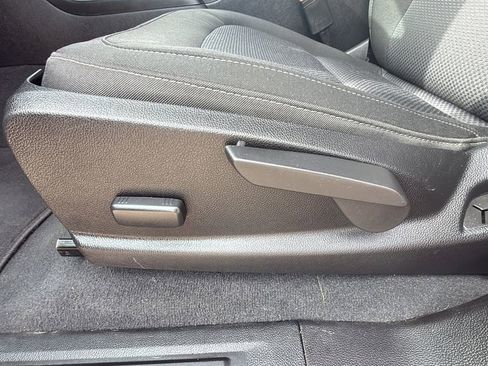 Used 2020 Chevrolet Colorado LT w/ LT Convenience Package image 31