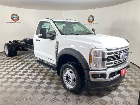 New 2025 Ford F550 4x4 Regular Cab Super Duty image 13