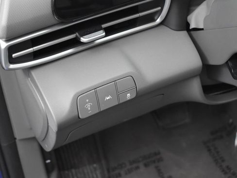 Used 2022 Hyundai Elantra SEL w/ Convenience Package image 11