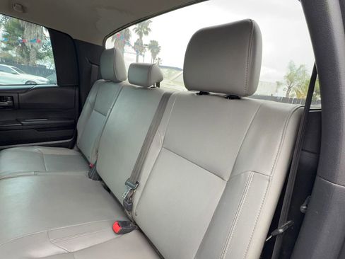 Used 2017 Toyota Tundra SR image 28