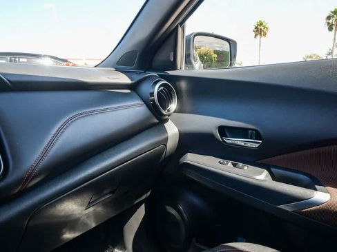 Used 2022 Nissan Kicks SR w/ Interior Electronics Package FWD image 21