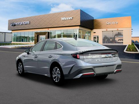 New 2026 Hyundai Sonata Blue FWD image 5