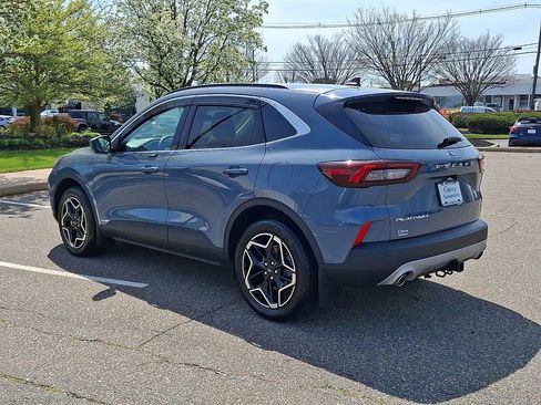 Used 2026 Ford Escape Platinum w/ Premium Technology Package AWD/4WD image 7