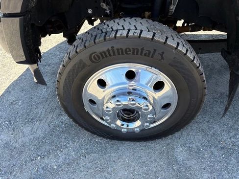 Used 2022 Ford F450 Limited w/ Snow Plow Prep Package AWD/4WD image 13