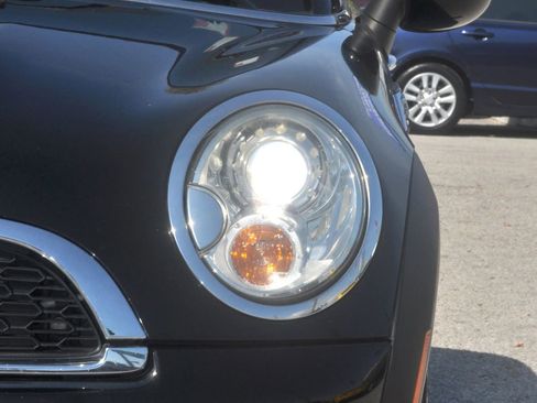 Used 2015 MINI Cooper Roadster S image 10