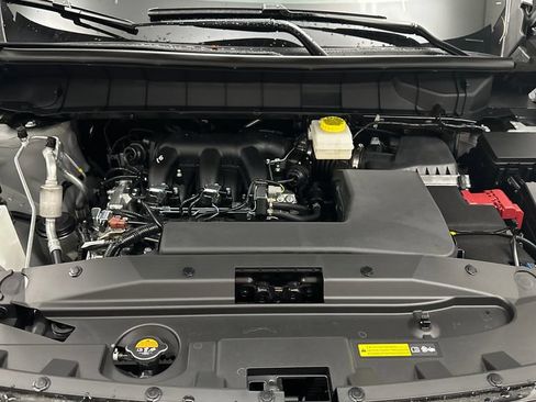 New 2026 Nissan Pathfinder Platinum AWD/4WD image 11