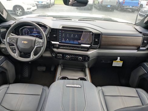 New 2024 Chevrolet Silverado 3500 High Country w/ High Country Premium Package image 9