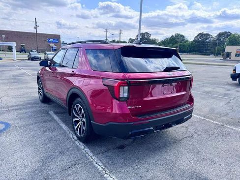 Certified 2025 Ford Explorer ST-Line RWD image 5