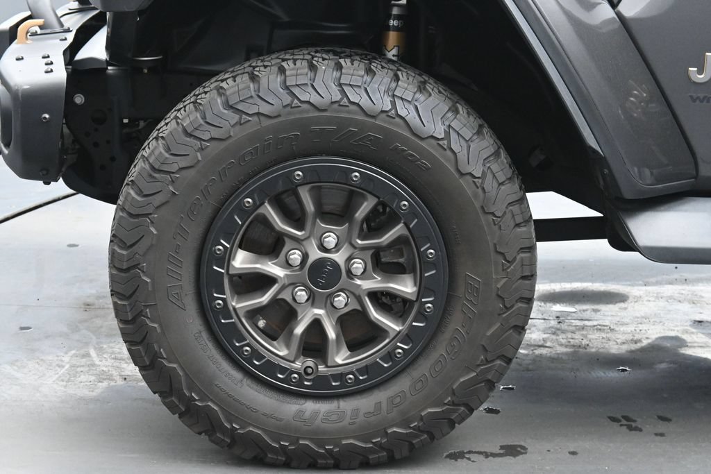 Used 2021 Jeep Wrangler Unlimited Rubicon w/ Dual Top Group AWD/4WD image 34