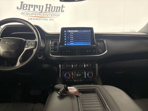 Used 2024 Chevrolet Tahoe RST w/ Luxury Package AWD/4WD image 25