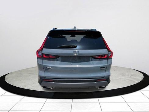 Used 2024 Honda CR-V Sport Touring image 4
