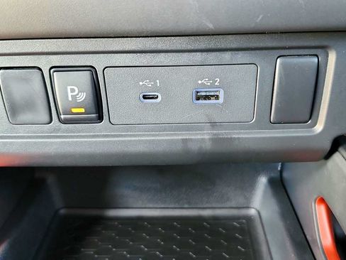 Used 2025 Nissan Frontier PRO-4X w/ Interior Protection Package AWD/4WD image 17