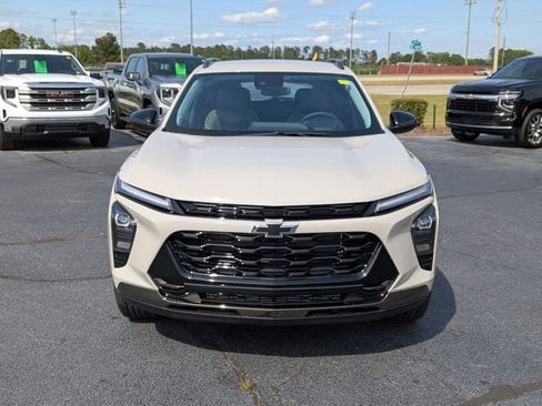 New 2026 Chevrolet Trax ACTIV w/ Driver Confidence Package FWD image 8