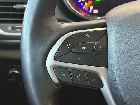 Used 2021 Jeep Grand Cherokee Altitude image 11