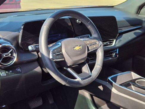 Used 2025 Chevrolet Equinox LT w/ Safety and Technology Package FWD image 25
