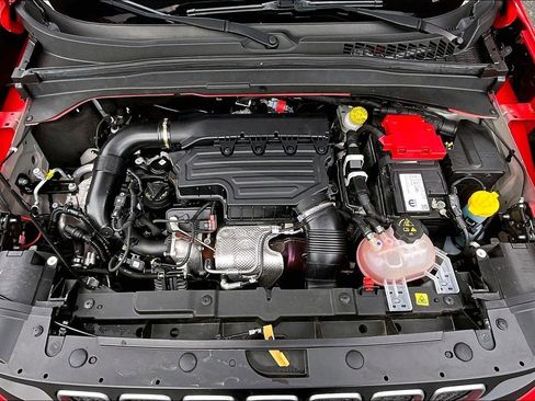 Certified 2023 Jeep Renegade Latitude w/ Premium Group image 11