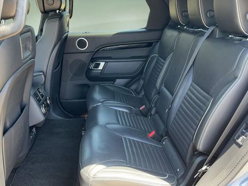 Used 2021 Land Rover Discovery HSE R-Dynamic AWD/4WD image 14