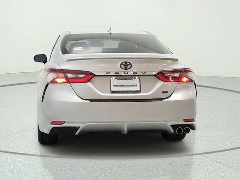 Used 2024 Toyota Camry SE w/ Convenience Package FWD image 6