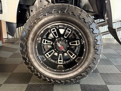 Used 2016 Ford F350 Platinum w/ Platinum Package AWD/4WD image 29