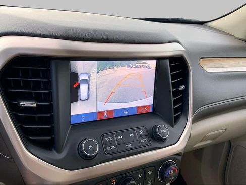 Used 2019 GMC Acadia Denali w/ Technology Package AWD/4WD image 28