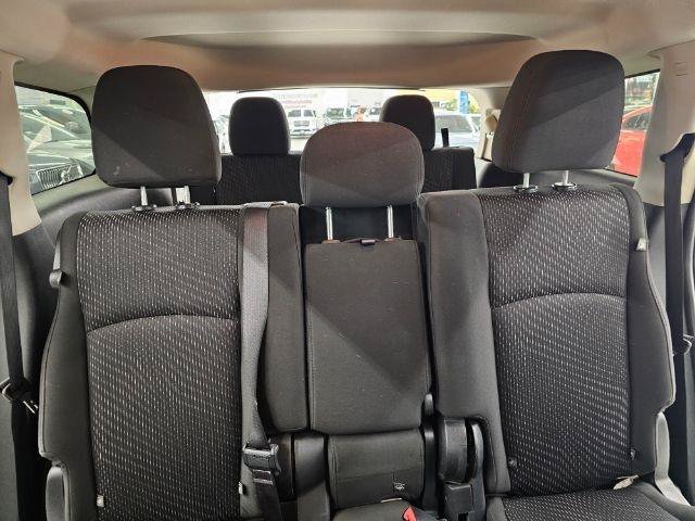 Used 2018 Dodge Journey SE w/ Connectivity Group FWD image 33