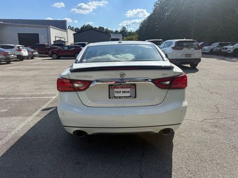 Used 2016 Nissan Maxima SR FWD image 6
