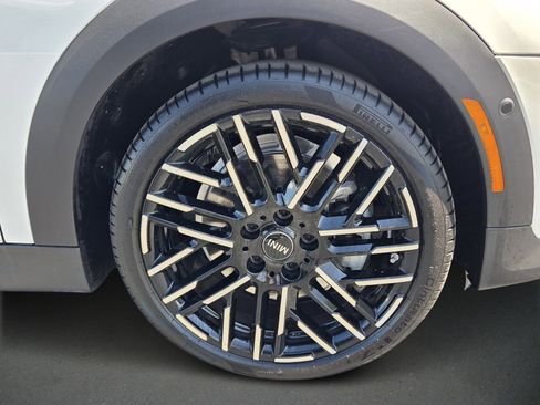 Used 2025 MINI Cooper S image 9