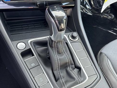 New 2026 Volkswagen Jetta SE image 21